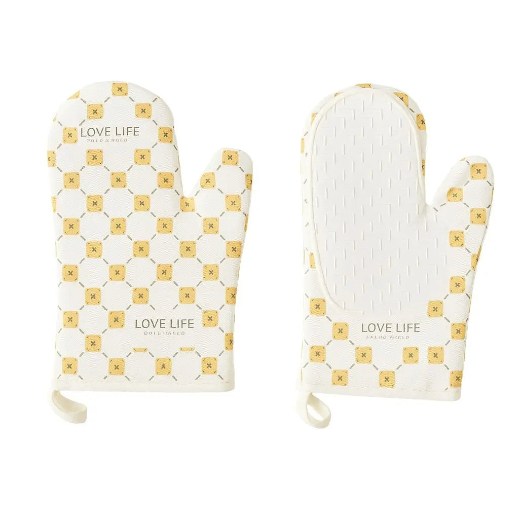 Hannah Oven Mitts – Heat Resistant Cotton & Silicone Gloves