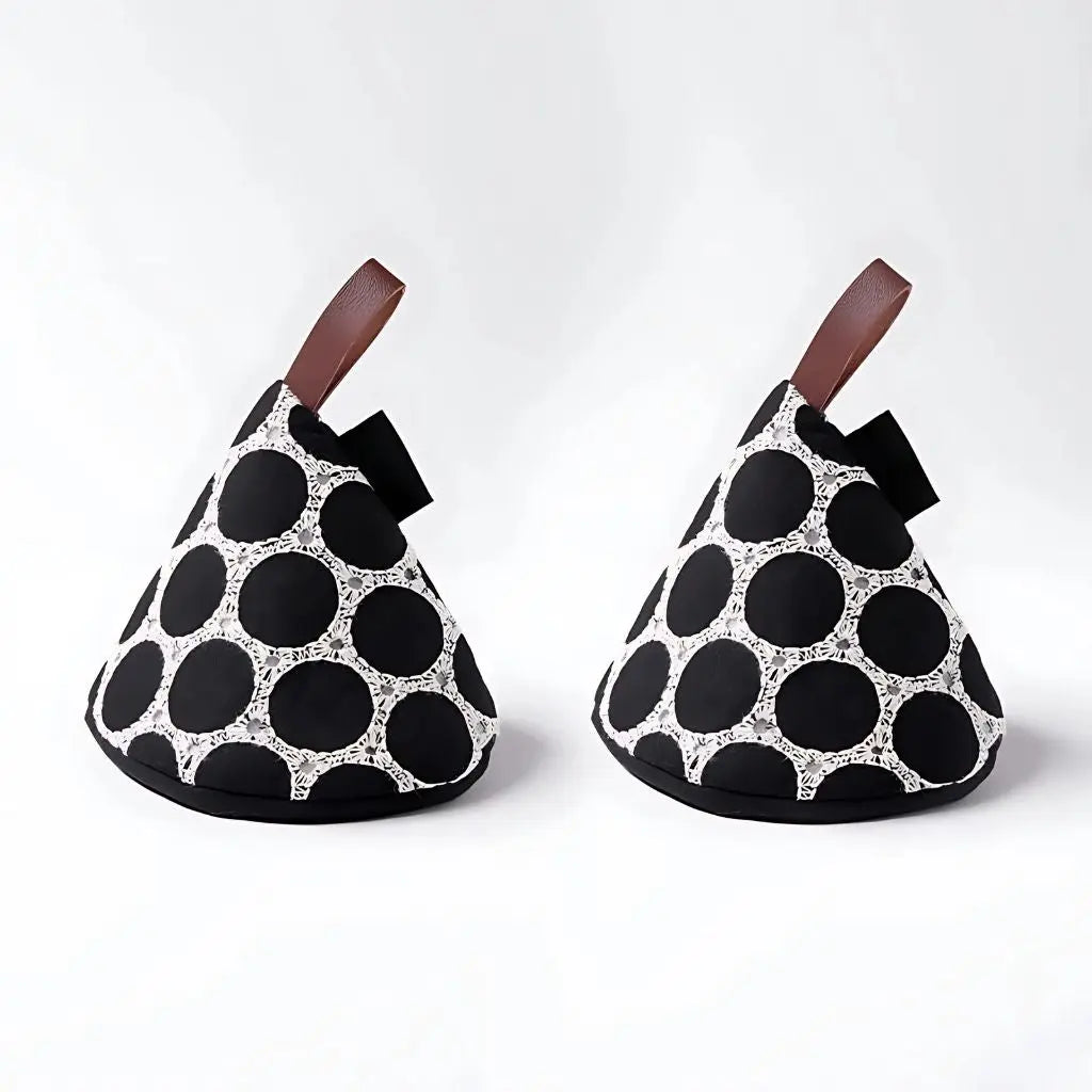 Nora Nordic Cone Oven Mitts – Quilted Heat-Resistant Set